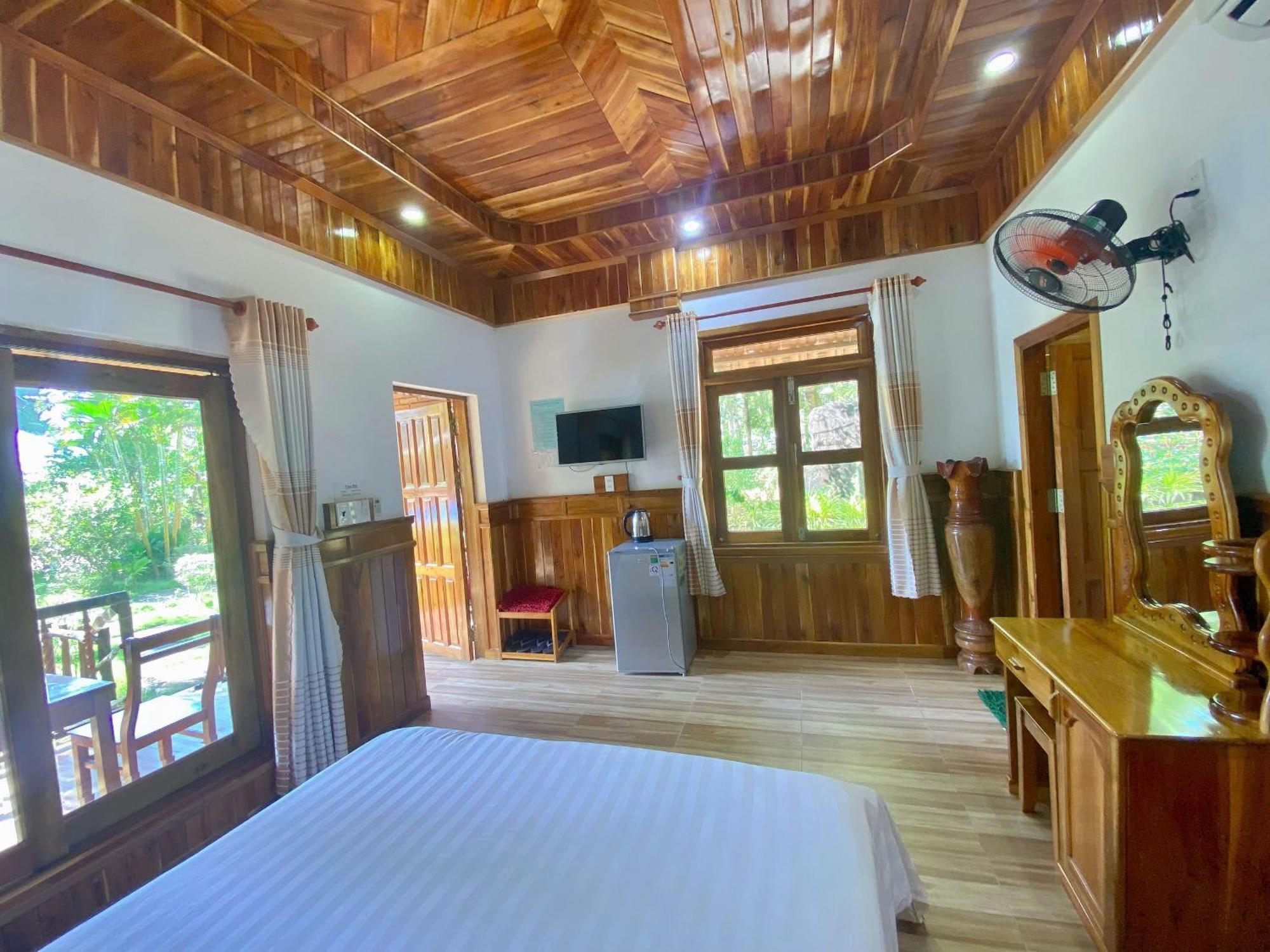 Y Nghia Bungalow Ong Lang Phu Quoc Exterior photo