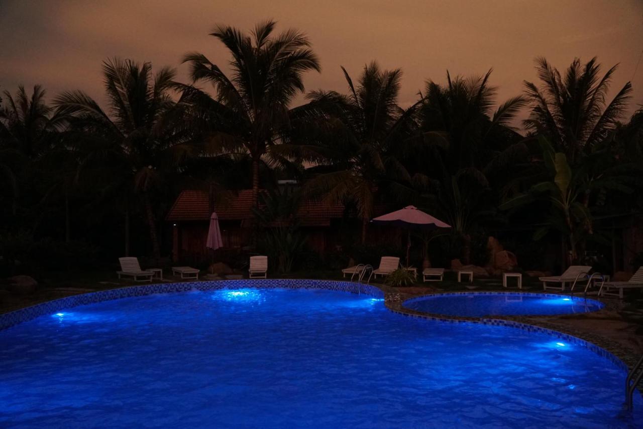 Y Nghia Bungalow Ong Lang Phu Quoc Exterior photo